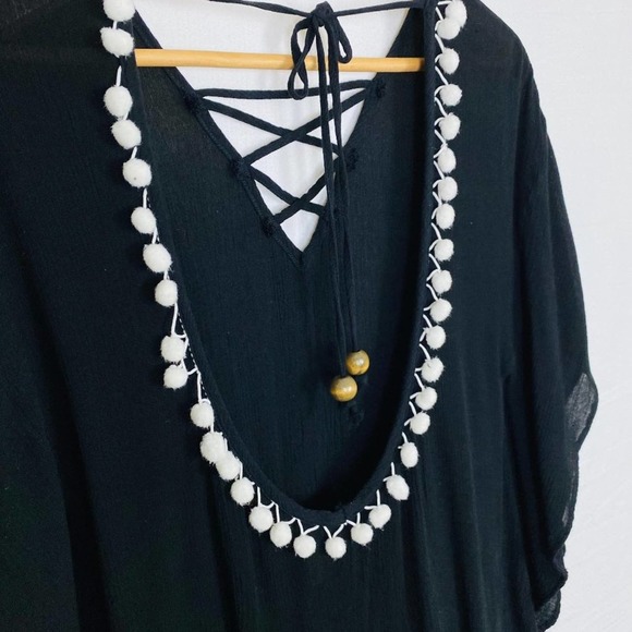 Francesca's Womens Scoop Back Top Small Black White Pompom Swim Cover-Up - Picture 5 of 10